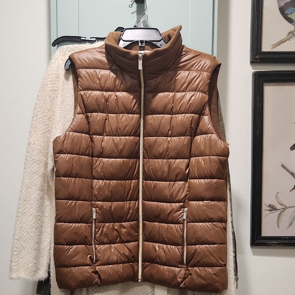 Calvin Klein Brown Puffer Vest - Picture 3 of 3